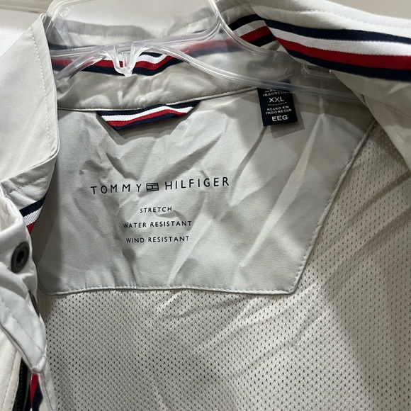 TOMMY HILFIGER • Men's Stretch Club Jacket - Picture 4 of 9